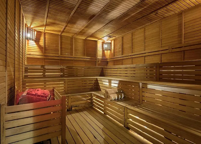 فندق غراند رينغ 5*