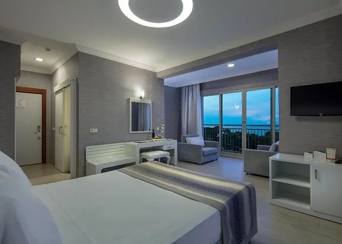 فندق غراند رينغ 5*