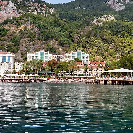Grand Ring Hotel 5*